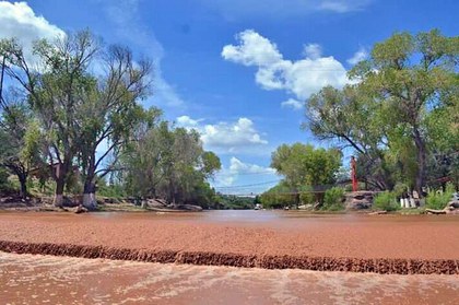 Panorámica del río Bacanuchi Evlyn.online.jpg