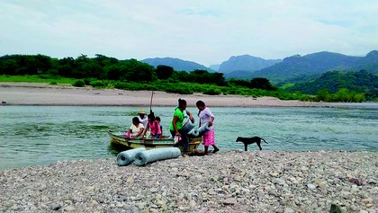 Cuidando el río.jpg