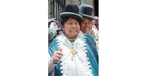 Cholitas de fiesta en La Paz. Foto: Gerardo Magallón
