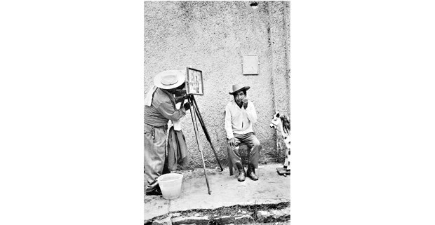 “El fotógrafo”, 1974: Graciela Iturbide. Cuando habla la luz, Fomento Cultural Banamex, 2018
