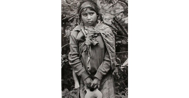 Niña de Guatemala, campamento de refugiados La Hamaca, Chiapas, 1982. Foto: Marta Zarak