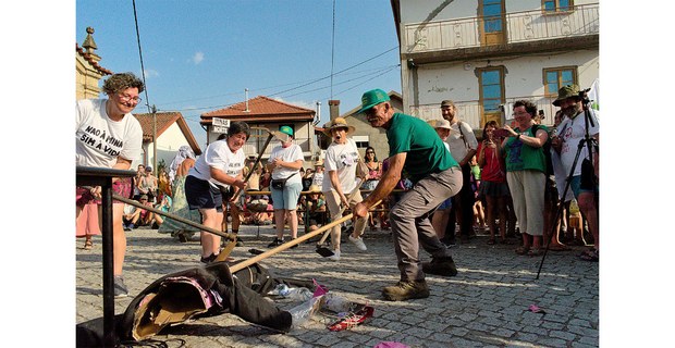 Protesta contra la minería en Covas do Barroso, Portugal. Foto: Rodolfo Oliveros