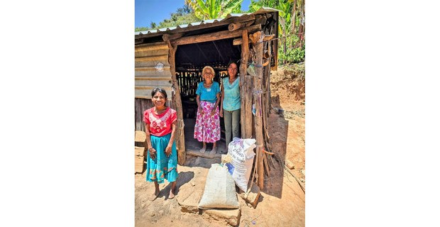Mujeres de la Montaña de Guerrero. Foto: Archivo Espacio Tikosó