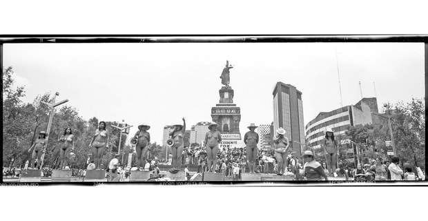 Protesta de los 400 Pueblos en Reforma año 2000. Foto: Arturo Fuentes OCTUBRE 2026 15